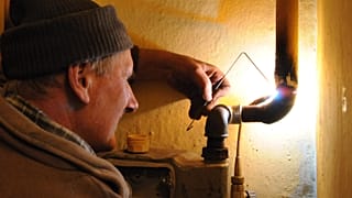 A szakemberek fele szerint még mindig inkább külföldön érdemes munkát vállalni