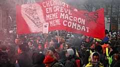 Une partie du cortège de la manifestation parisienne, le 10 décembre 2019
