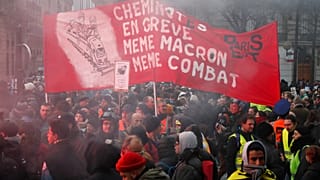Une partie du cortège de la manifestation parisienne, le 10 décembre 2019