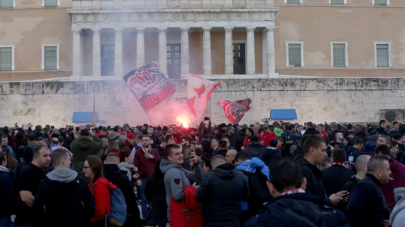 Ολυμπιακός - Ερυθρός Αστέρας: Γιορτή στο κέντρο της Αθήνας