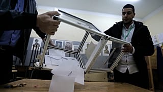 إغلاق مراكز الاقتراع في الجزائر وبدء عملية فرز الأصوات