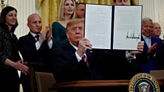 ABD Başkanı Donald Trump, Yahudiliği etnik azınlık olarak kabul eden kararnameyi imzaladı