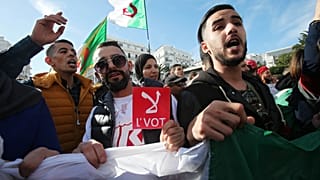 Cezayir’de 20 yıl aradan sonra Buteflika’sız ilk seçim