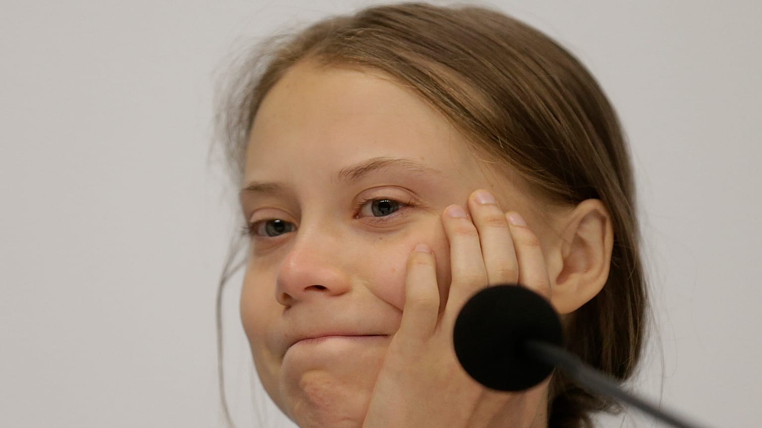 Greta Thunberg, nascita di un'icona. L'attivista svedese domani per la prima volta in Italia