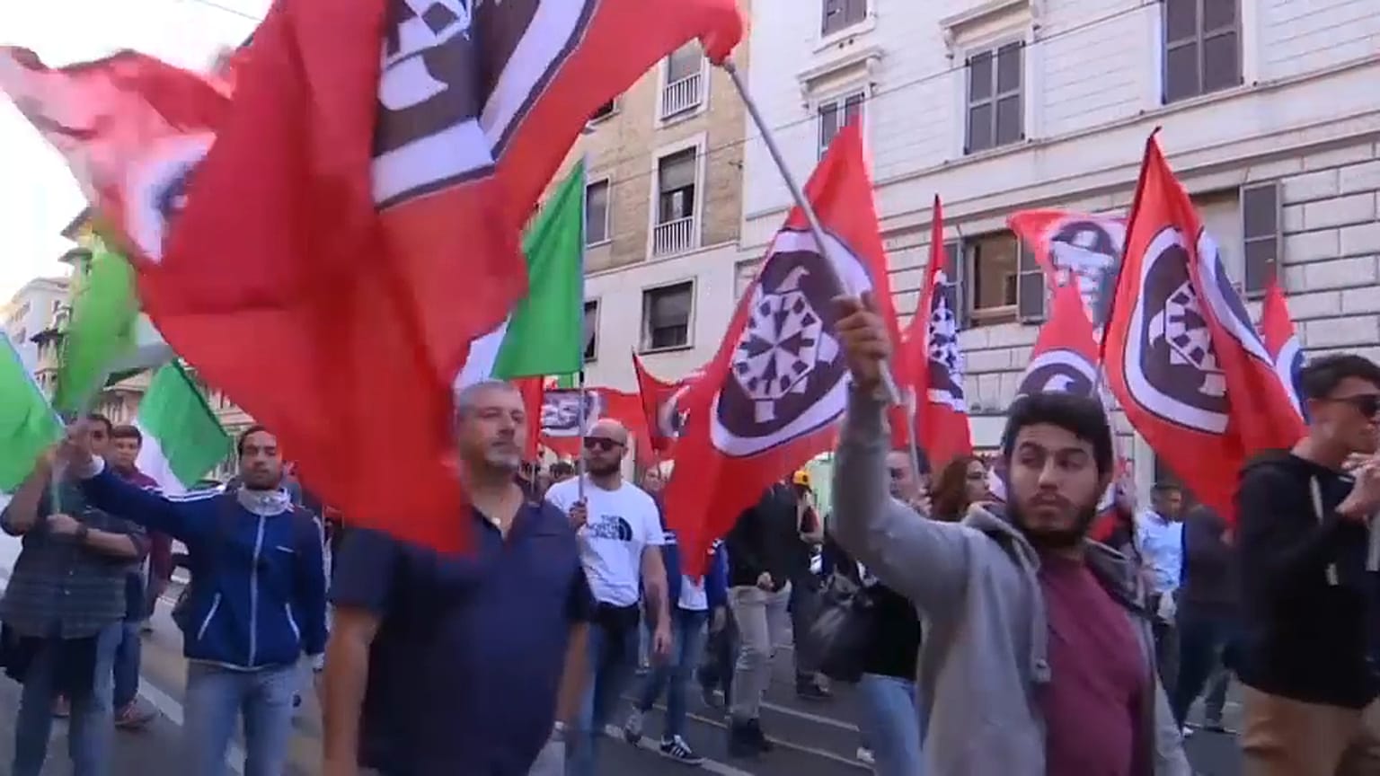 Casapound torna su facebook