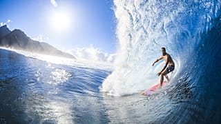 Distanze olimpiche: le gare di surf di Parigi 2024 si terranno a... Tahiti!
