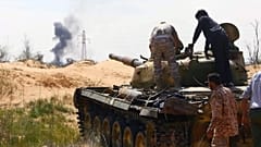 ¨Ωρα μηδέν για την Τρίπολη: Ξεκινά η τελική επιχείρηση κατάληψης από τον Χαφτάρ