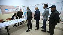 أقلّ من 40% من الناخبين الجزائريين أدلوا بأصواتهم في الانتخابات الرئاسية