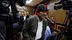 Bolivya Devlet Başkanı Evo Morales istifasının ardından sığınmacı olarak Arjantin'e geldi 