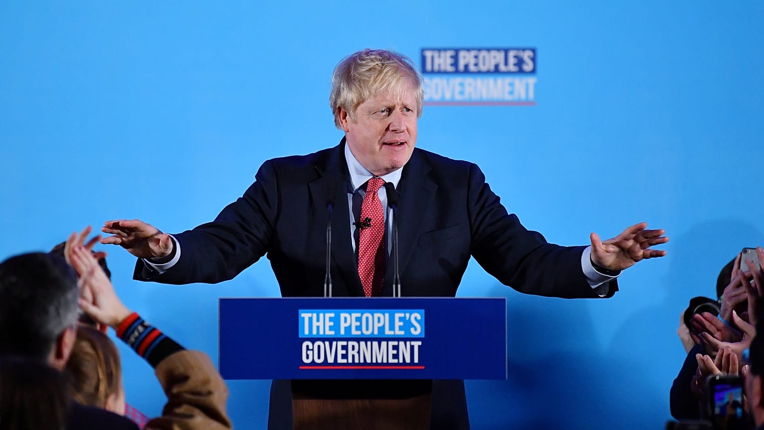 Johnson jubelt: "Wir leben in der großartigsten Demokratie der Welt!"