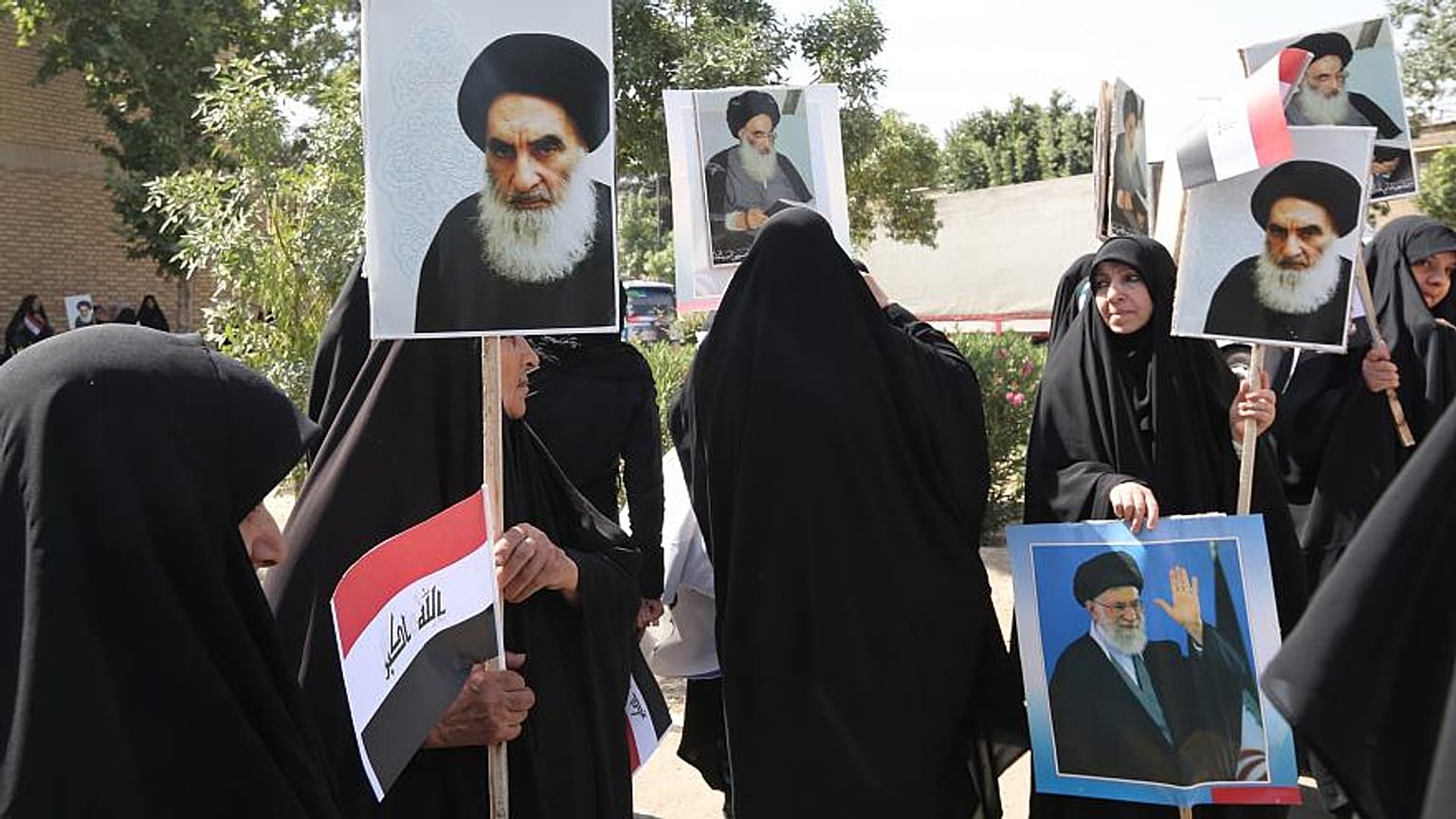 العراق: السيستاني يندد بقتل وخطف المحتجين 