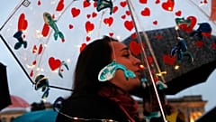 Απόβαση στη Ρώμη για τις «Σαρδέλες»