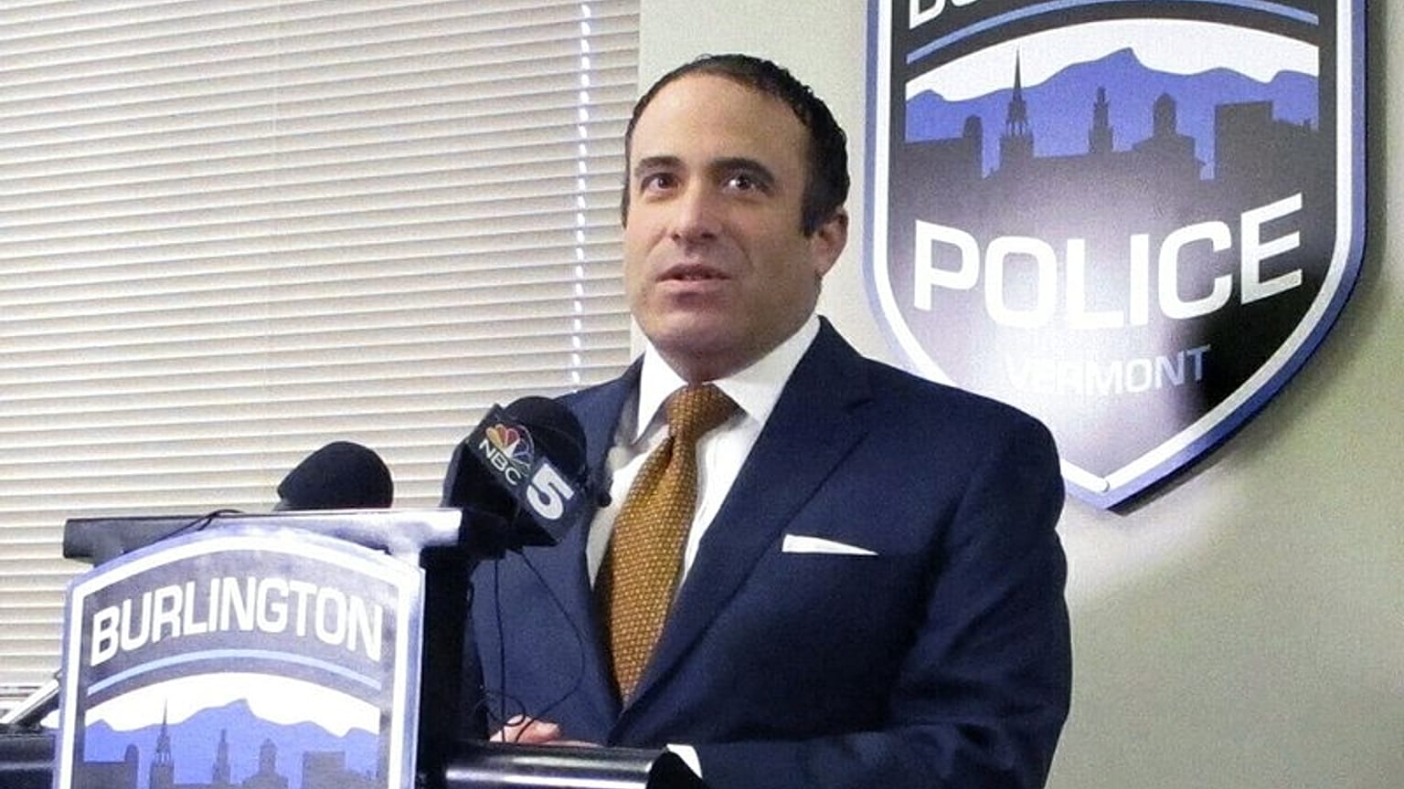 Burlington Polis Şefi Brandon del Pozo