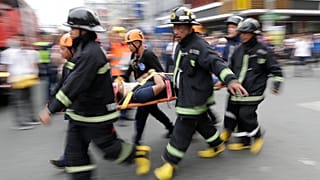 Filipinler 6.8 büyüklüğünde depremle sarsıldı 