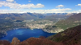 İsviçre'nin İtalyanca konuşulan Ticino kantonu, İtalya'dan gelen ucuz iş gücüne karşı yerel çalışanları korumak için asgari ücreti arttırdı