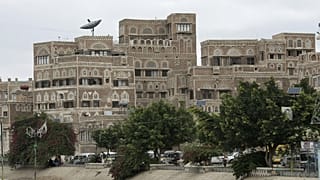 تب دنگی جان ده‌ها هزار یمنی را تهدید می‌کند