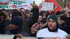 Францию ожидает "черный вторник"
