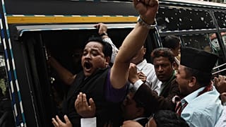 India rocked by wave of violent protests against citizenship law