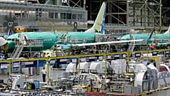 Aviones Boeing 737 en la línea de montaje