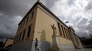 Τελευταία της Ευρώπης η Ελλάδα στην αξιοποίηση πτυχιούχων