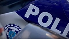 Δύο συλλήψεις για επίθεσεις σε γραφεία της Χρυσής Αυγής