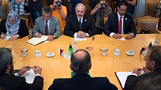 Archives : Khalifa Haftar rencontre Sergei Lavrov en aout 2017