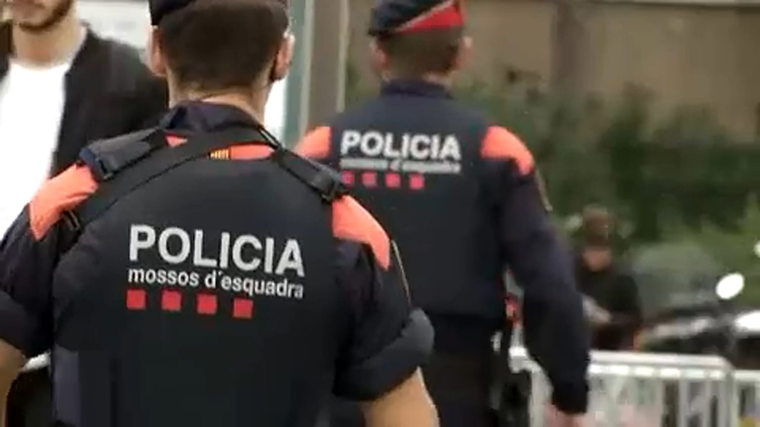 A tüntetők is az El Clásico-ra készülnek