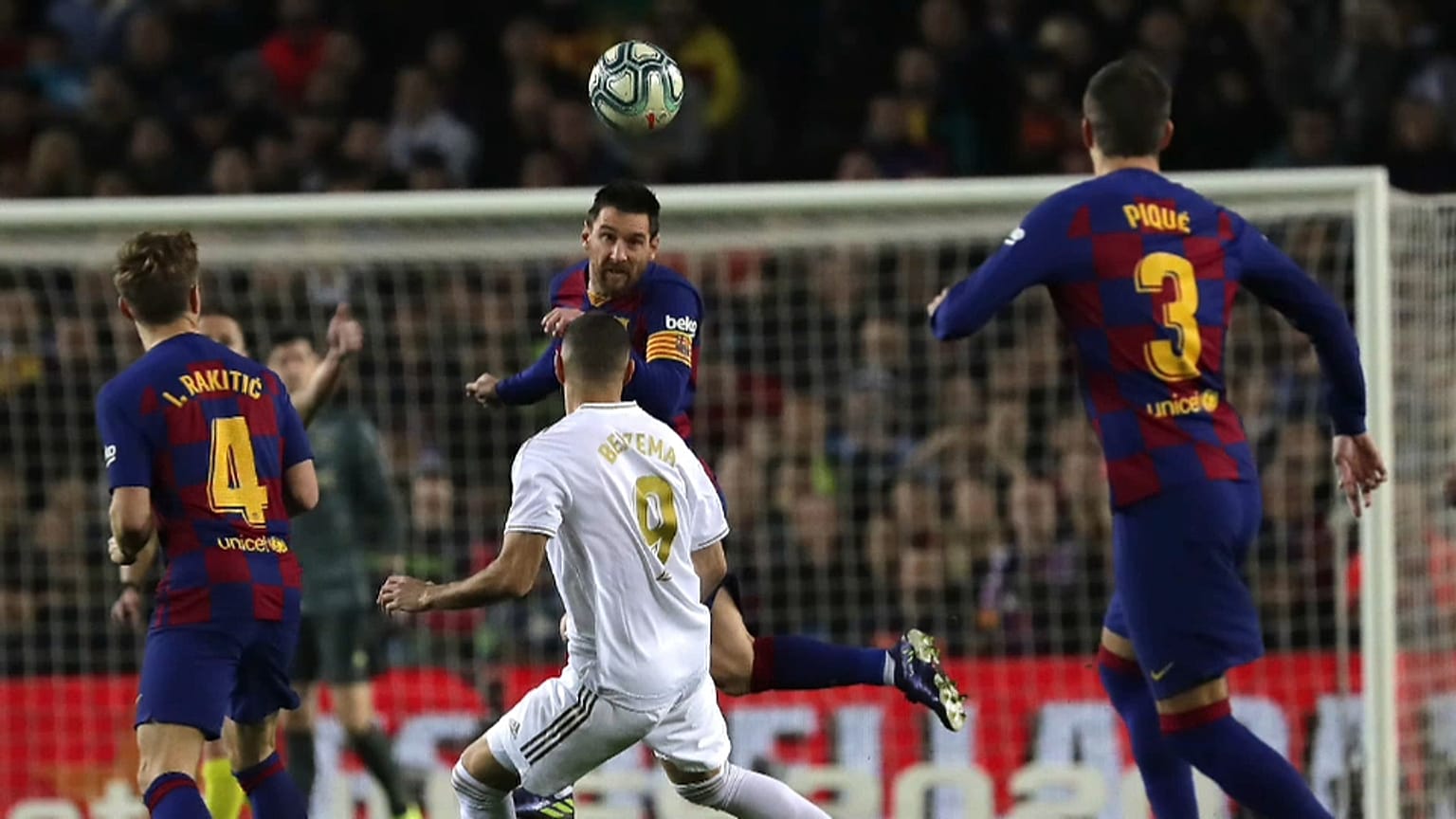 'Clásico' sin goles entre el Barcelona y el Real Madrid en el Camp Nou