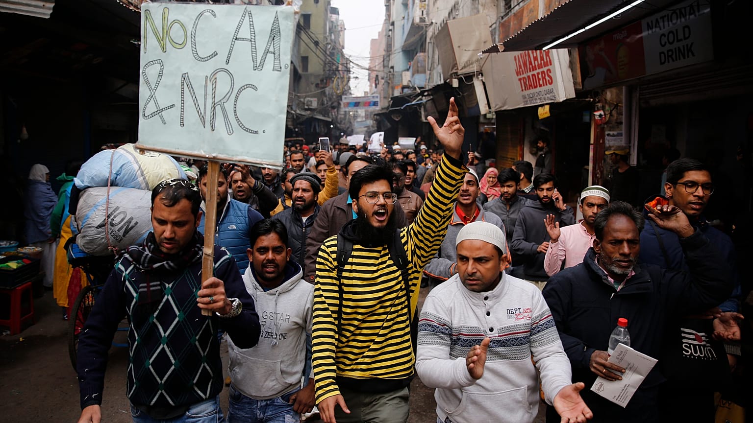 En Inde, le pouvoir se raidit face à la contestation