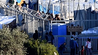 جدل في ألمانيا حول استقبال لاجئين أطفال من الجزر اليونانية