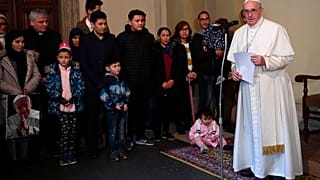 Il Papa riceve 33 migranti di Lesbo e parla del loro dramma al mondo