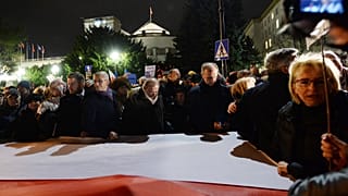Тысячи граждан Польши вступились за судей