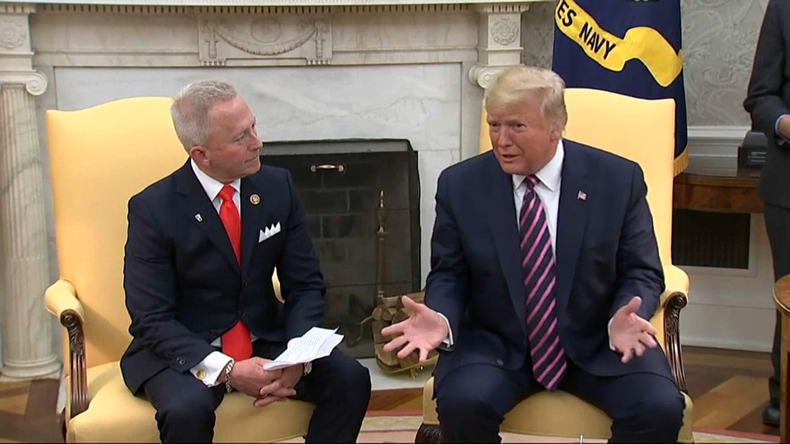 Trump szerint az impeachment egy „kamu”