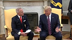 US-Politiker Jeff Van Drew und US-Präsident Donald Trump