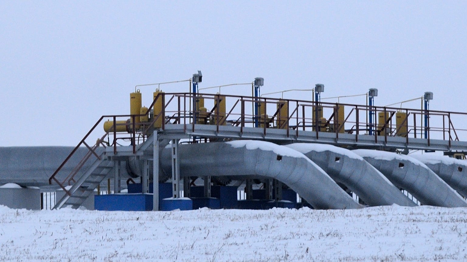 Rusya'da bir gaz istasyonu. Sudzhe / Rusya