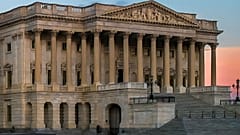 Με «βούλα» Τραμπ ο EastMed Act και η άρση του εμπάργκο αμερικανικών όπλων προς την Κύπρο