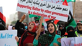 مسيرة في العاصمة الليبية طرابلس ضد العملية العسكرية التي تشنها قوات الجنرال خليفة حفتر. 26/04/2019