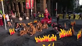 Bozóttüzek: Két tűzoltó meghalt Ausztráliában