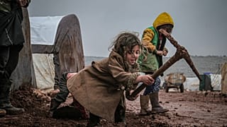 Suriye'nin İdlib kentindeki mülteci kampındaki çocuklar 