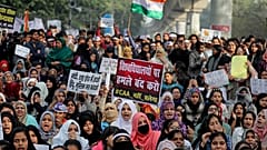 Indian protests continue to demonstrate against the new citizenship law