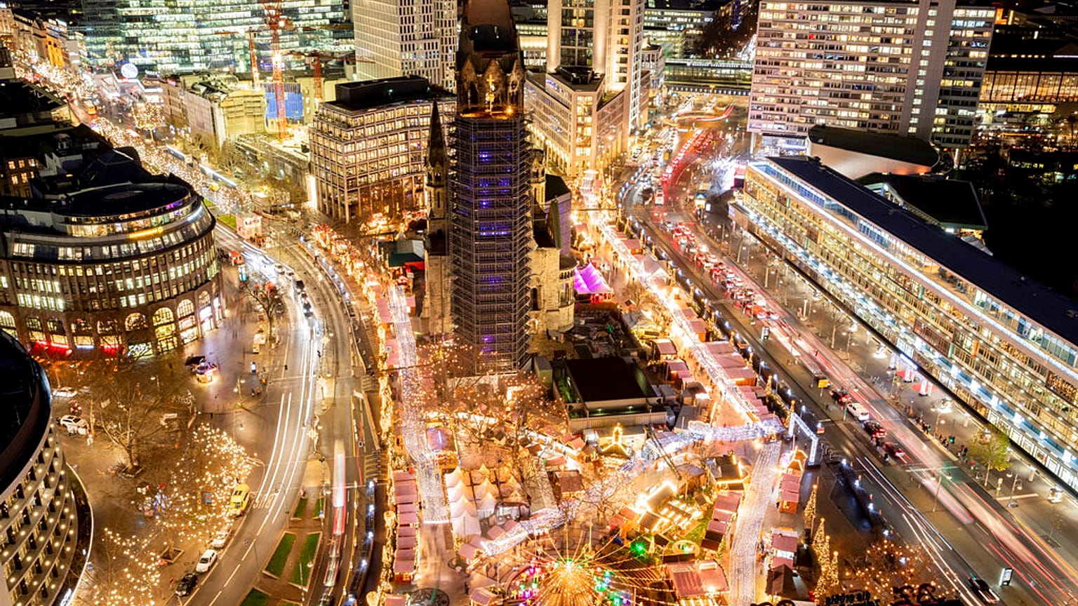 Berlin Christmas market, scene of 2016 attack, evacuated by police in false alert