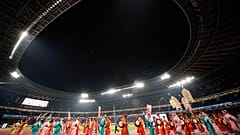 Tokios Stadion der Superlative eingeweiht