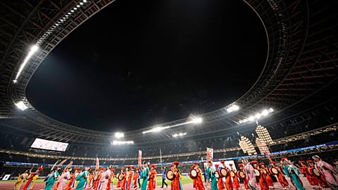 Tokios Stadion der Superlative eingeweiht