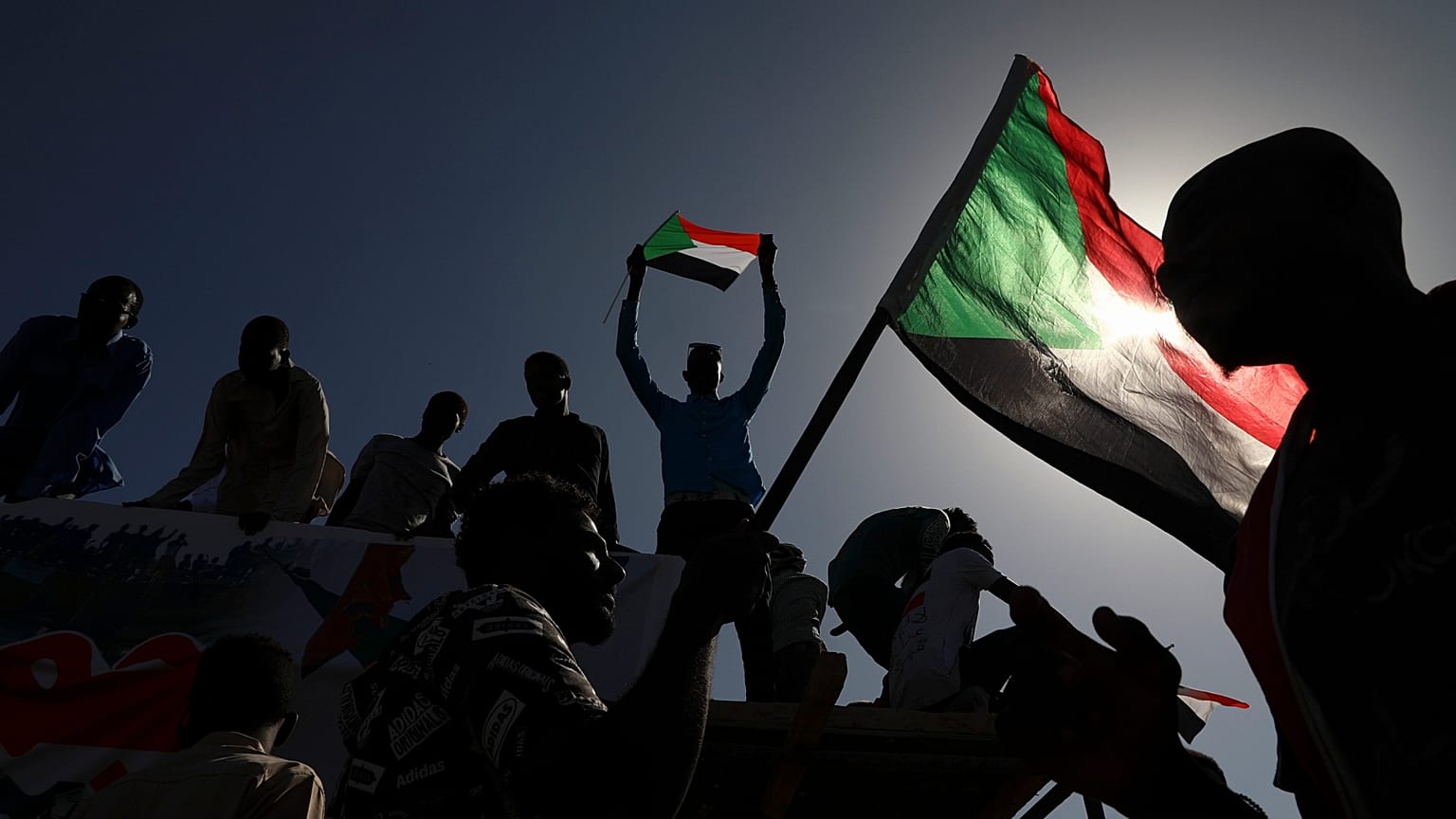 Sudan: Devrik lider Ömer el-Beşir'in partisi Ulusal Kongre'nin mal varlıklarına el konuldu