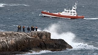 Un guardacostas italiano en las cercanías de la isla de Lampedusa