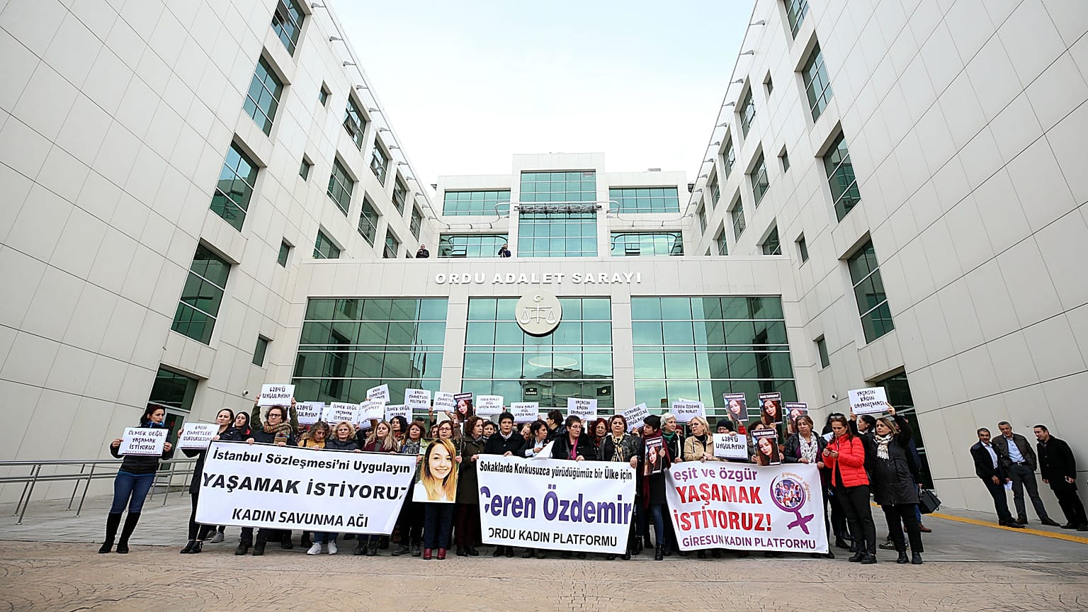 Ceren Özdemir'in katil zanlısı Özgür Arduç'un yargılandığı davada duruşma 20 Ocak 2020'ye ertelendi 