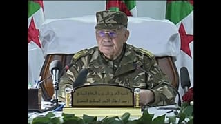 Fallece el general que sucedió a Buteflika en el poder hasta las elecciones de este mes en Argelia