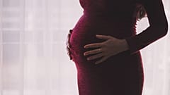 Венгры смогут лечиться от бесплодия бесплатно