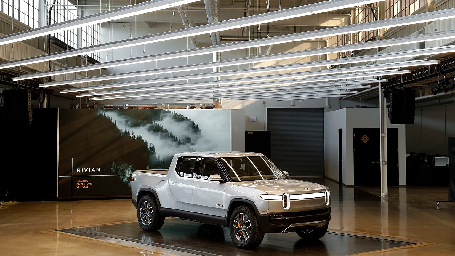 Rivian R1T modeli