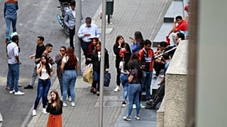 Kolombiya'da deprem sonrası panik anları 
